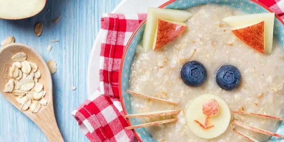 Полезный завтрак детям быстро. Вкусный завтрак для детей. полезный красивый завтрак для детей. украшение каши для детей. украсить кашу для ребенка.