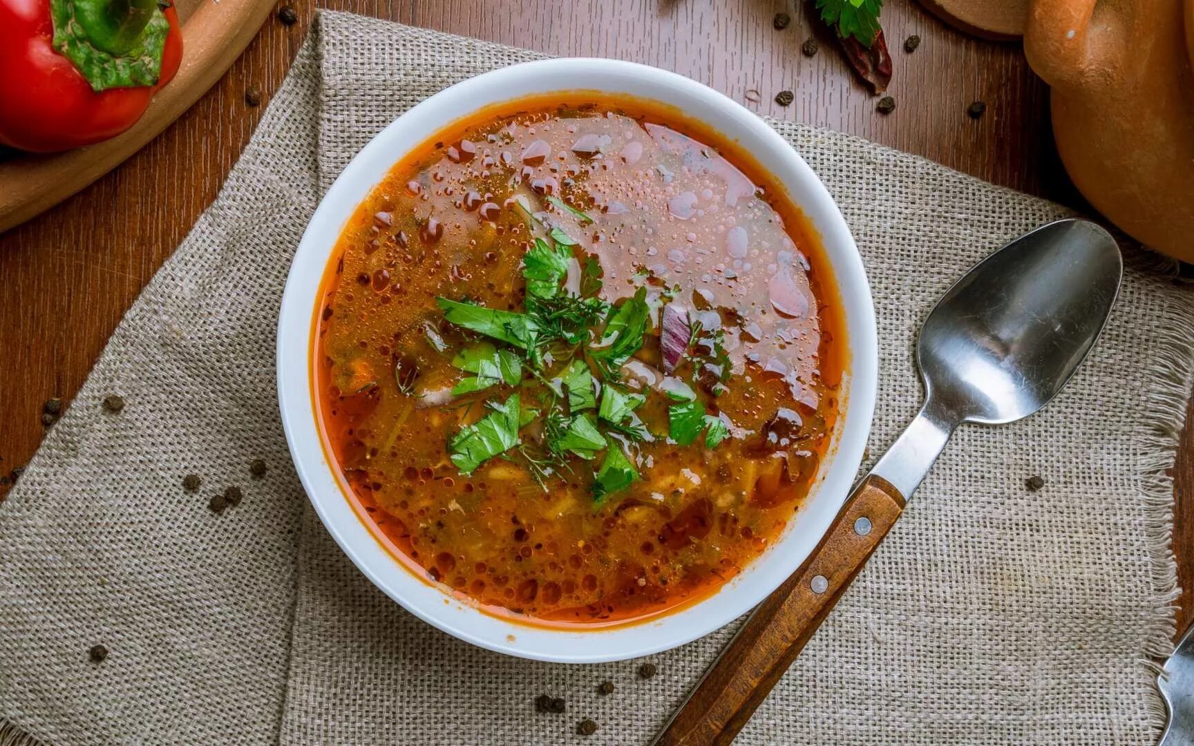 Харчо простой рецепт. Харчо по-грузински. Суп харчо по грузински. Грузинский острый суп «харчо». Харчо со свининой.