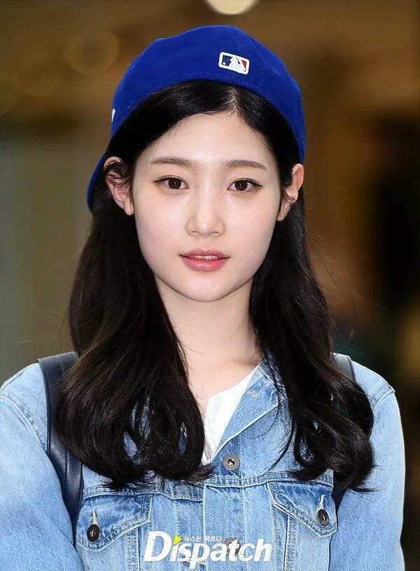 Jung chae yeon 2022. Dia chaeyeon. чон чхэ-ён. Jung chaeyeon из группы dia. чон чхэ ен.