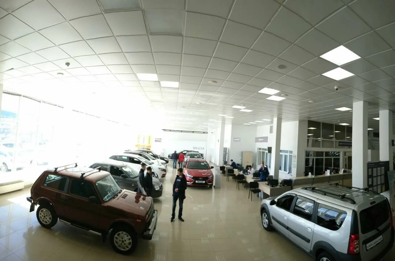 Варшавское шоссе, 21-й километр, с26. Автосалон geely сургут. Дилерский автосалон. Автосалон сургут новые автомобили. Автосалон сургут новые автомобили.