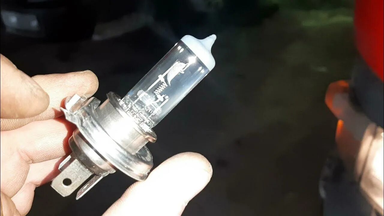 Scania r440 xpi zmiana lamp z H4 na xenon full led - YouTube