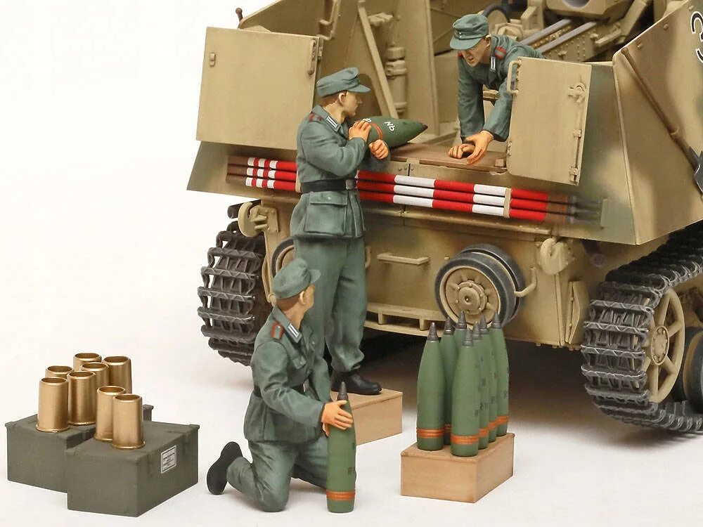 Сборная модель 1 6. Tamiya hummel 1 35. модель 1/35 hummel. sd.kfz.165 hummel. сборные модели tamiya 1 35.