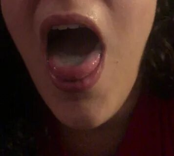 30F Cumsluts always swallow every drop (OC) .
