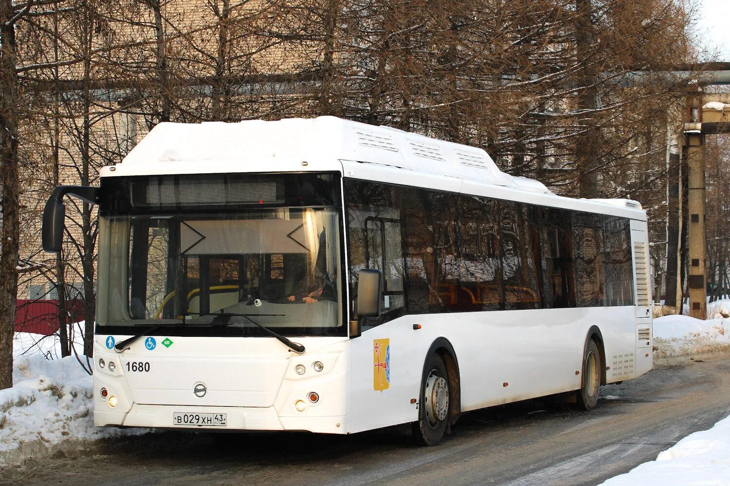 ЛИАЗ 5292 Пригородный. Автобус ЛИАЗ 529267. Автобус 680. 680 Автобус Бугры.