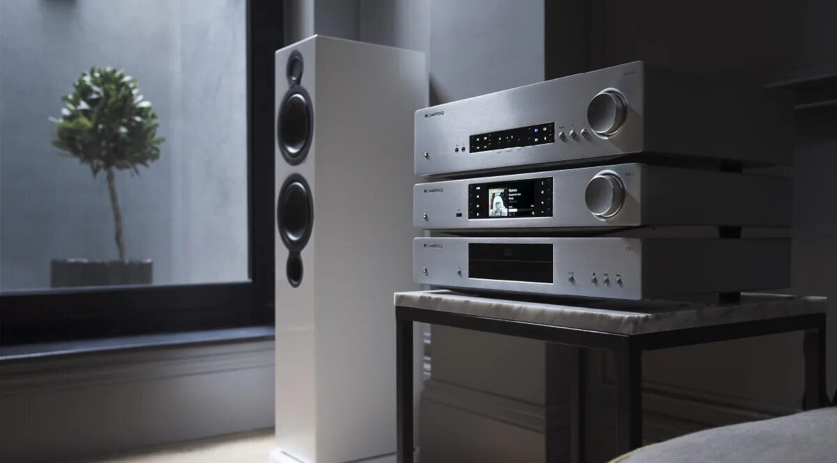 Акустика hi fi авиапарк. Hi fi audio. Проигрыватель gt-5000. Mcintosh xr 200. Hi fi audio.