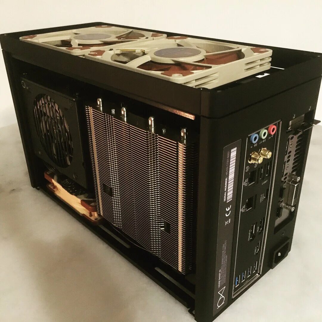 Корпус louqe Ghost s1. Mini ITX s1 Case. Корпус Mini ITX Ghost s1. Ghost s1 Case.