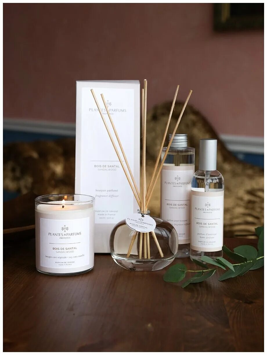 крем для рук plantes & parfums. аромасвеча plantes parfums. аромат для дома древесный. ароматическое саше универсальное plantes & parfums в тени липы 100 мл. кожа сандал парфюм для диффузора.