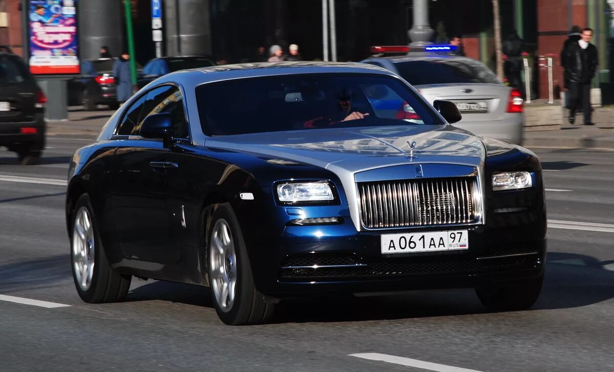 Роллс номер. Rolls Royce а061аа. Роллс Ройс а061аа 97. Роллс Ройс а001аа. АМР 97 Роллс Ройс.