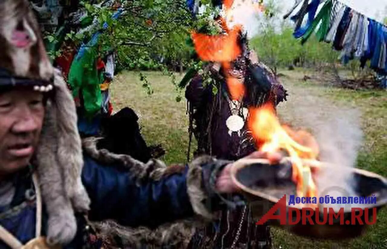 Духи помощники шаманов. Верховный шаман. Эвенки шаманизм. Хакасия таштыпский шаман. Камлание шамана хакасия.