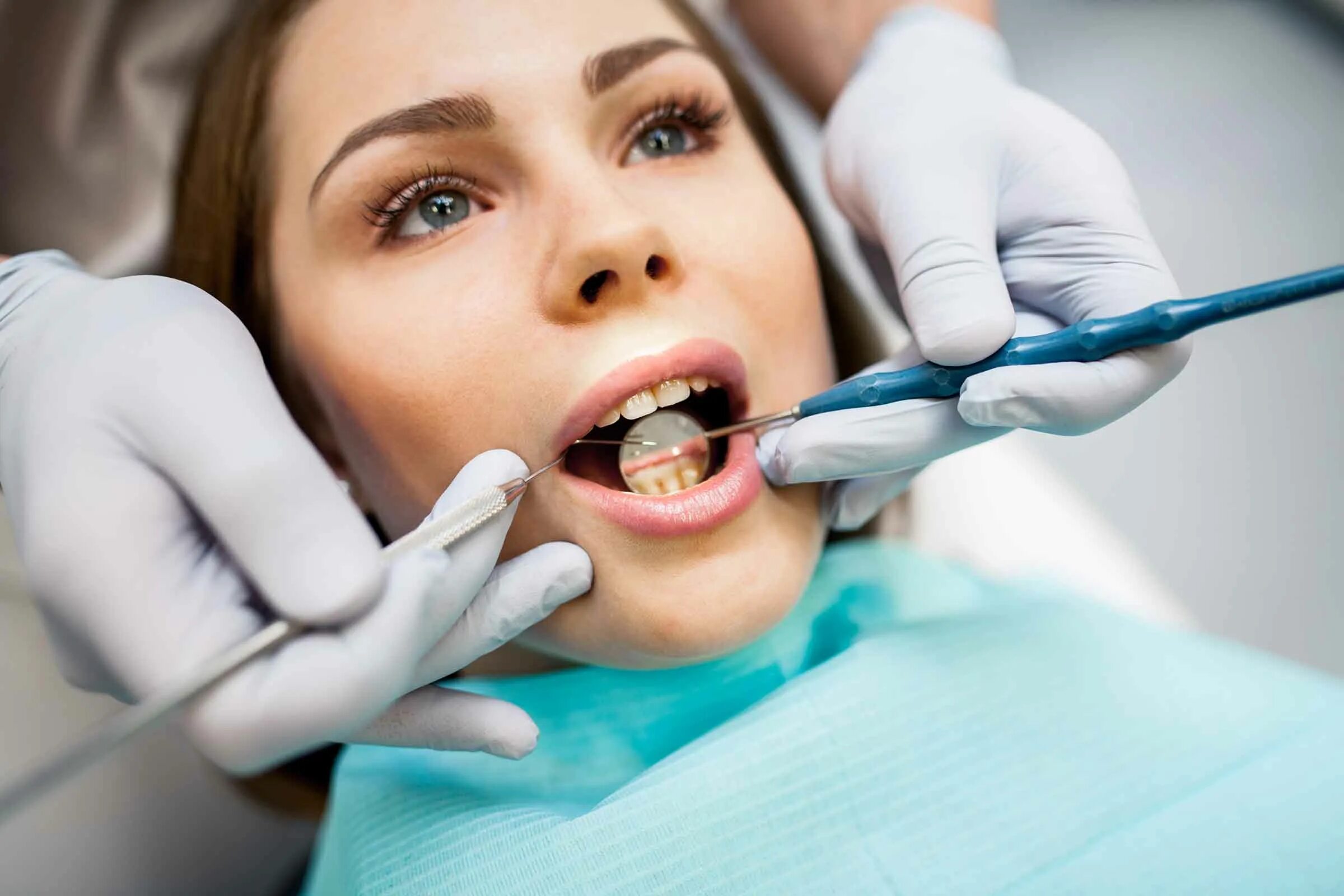 Удаление зубов какой врач. Зубы стоматология. Хирургическая стоматология.