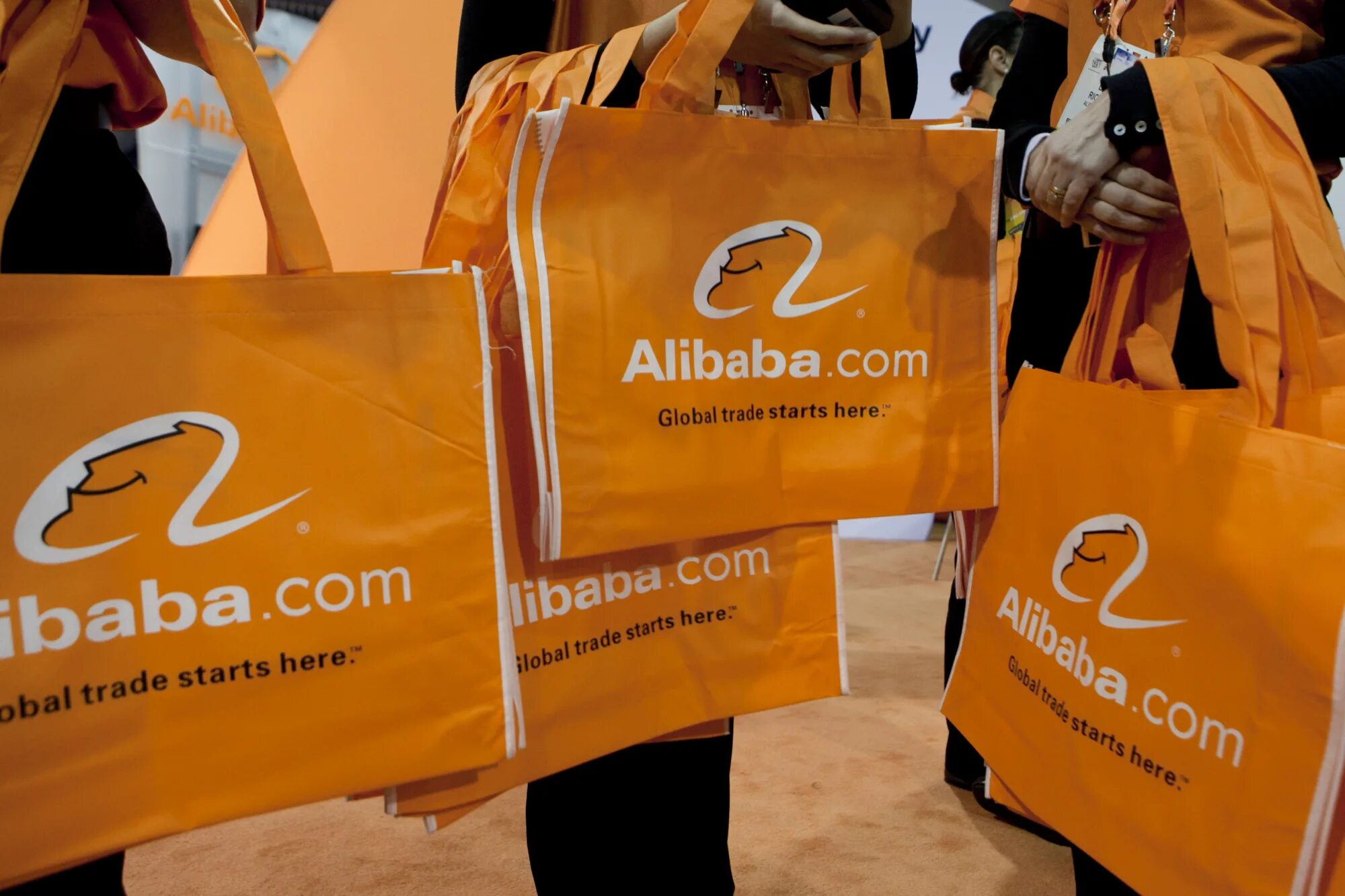 Alibaba. Alibaba логотип.