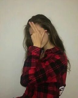 Девушка со скрытым лицом