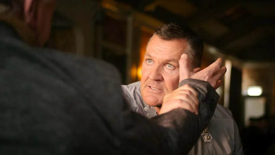 Злодей фильм 2018. Злодеи смотреть онлайн. Cover обложка. Злодей 2020. Настоящий злодей фильм.