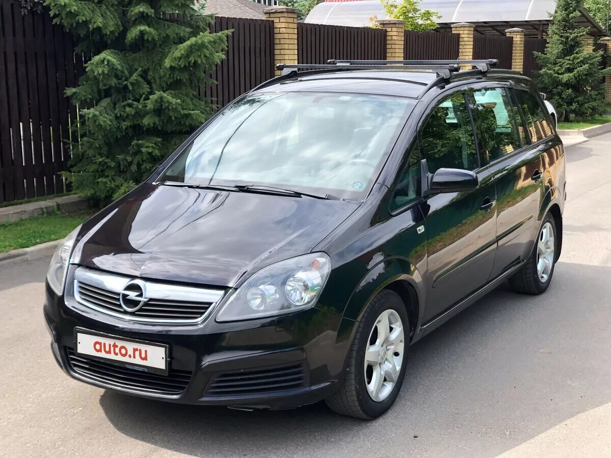 Опель зафира б бу. Opel Zafira 2007. Опель Зафира 2007. Opel Zafira b 2007. Опель Зафира минивэн 2008.