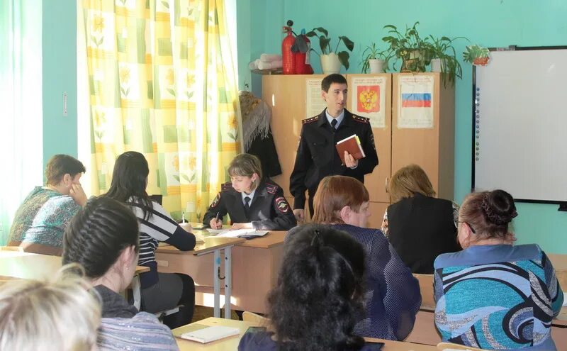 Детский сад номер 1 красноуфимск. Детский сад 1 город ивдель. Ивдель 4 детский садик на 22 партсъезда. Школа номер 1 ивдель. Ивдель детский сад 26.