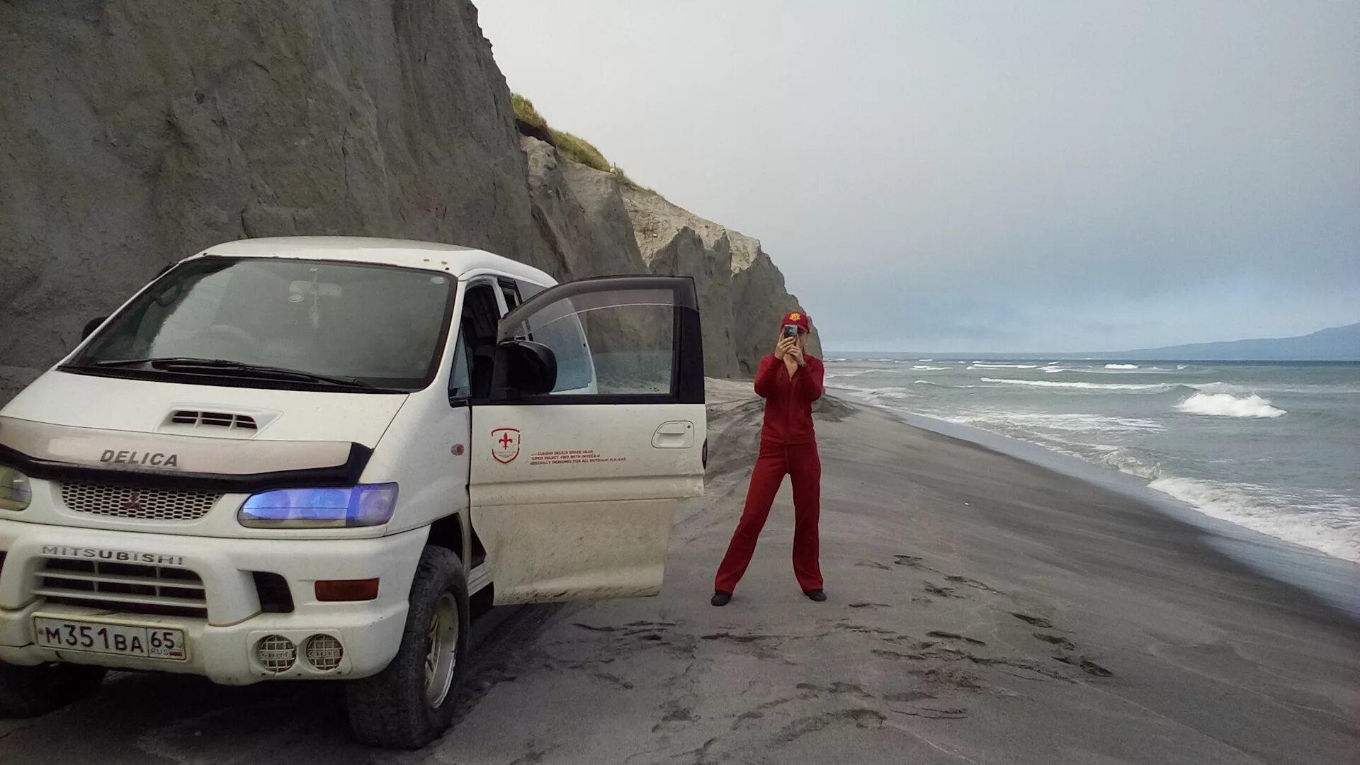 Делика 2025. Мицубиси делика. mitsubishi delica l400. митсубиси делика 2. mitsubishi delica d2.