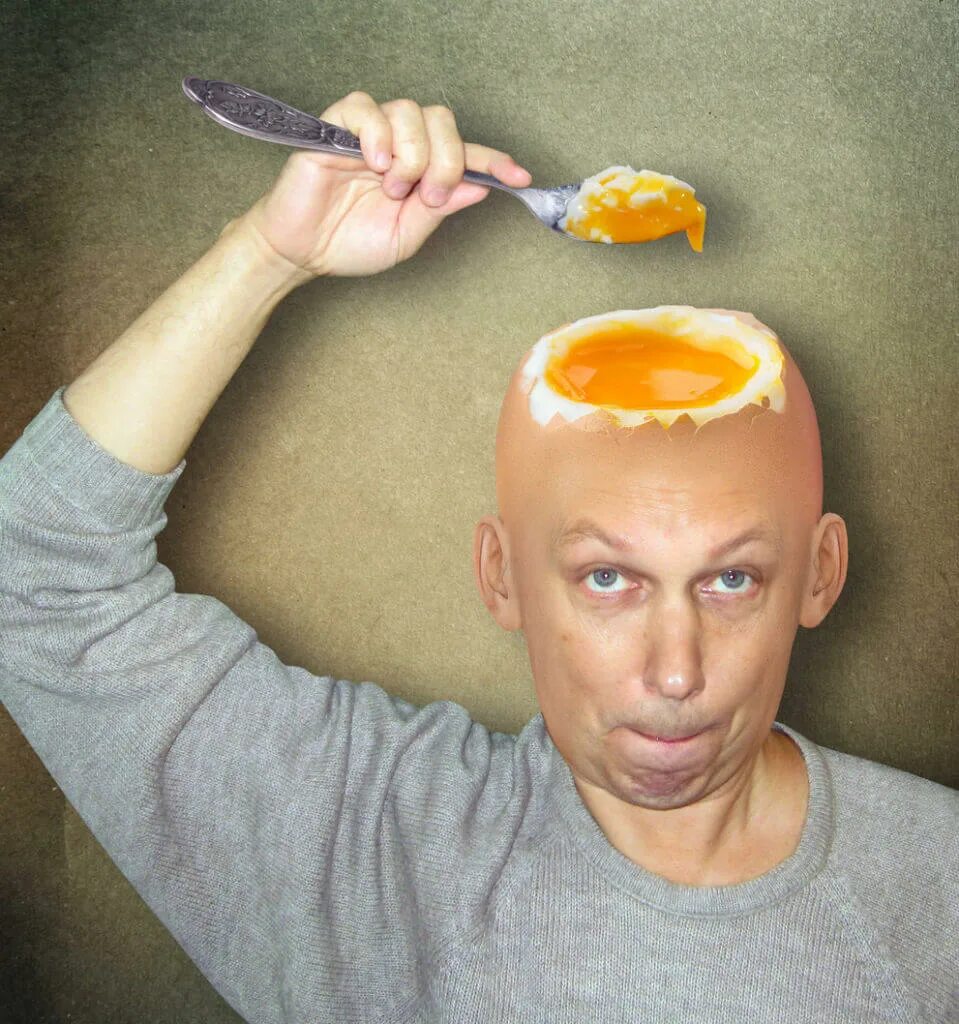 Man face egg. Человнк Яйко. Человек яичница.