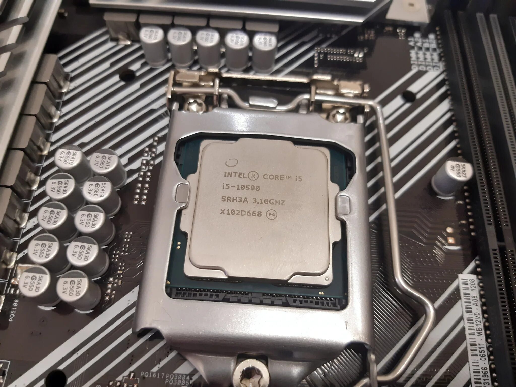 Core i5 10500. Процессор Intel i5 10500. Intel(r) Core(TM) i5-10500 CPU. Intel Core i5-10500н.