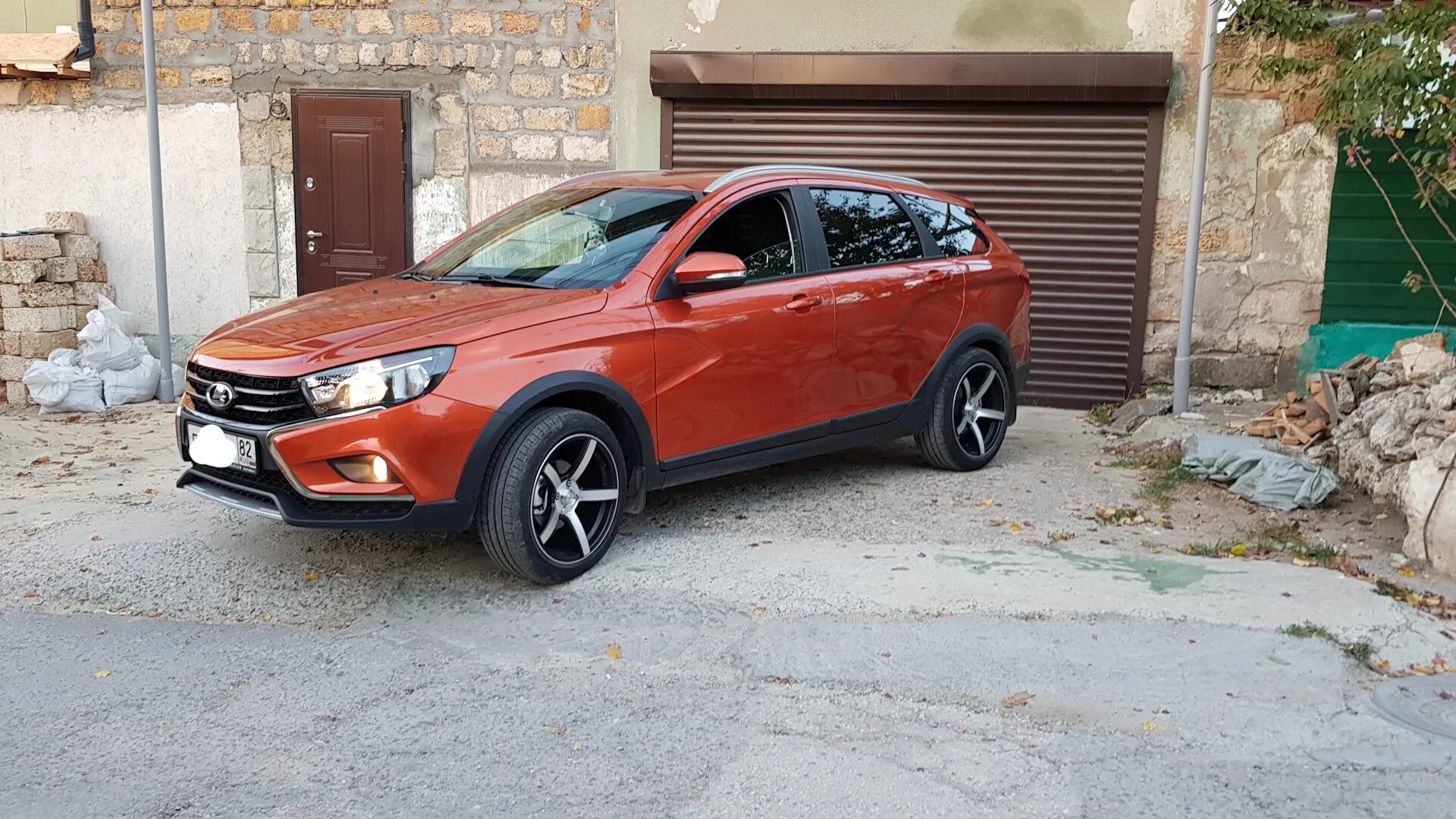Обвес и Диски - Lada Vesta SW, 1,6 л, 2018 года тюнинг DRIVE2