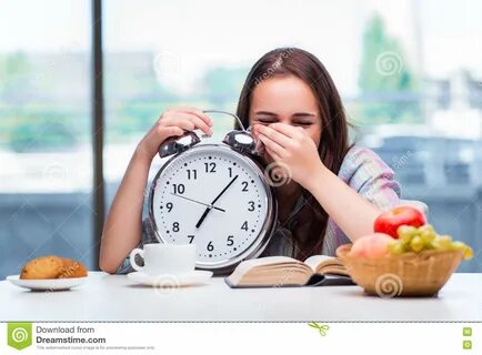 He to have breakfast