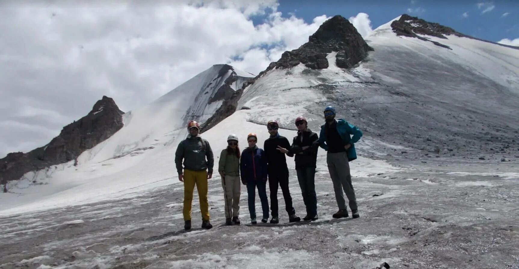 Страдающие горы. Гора Кашкасу. Команда прорыва Тау фото.