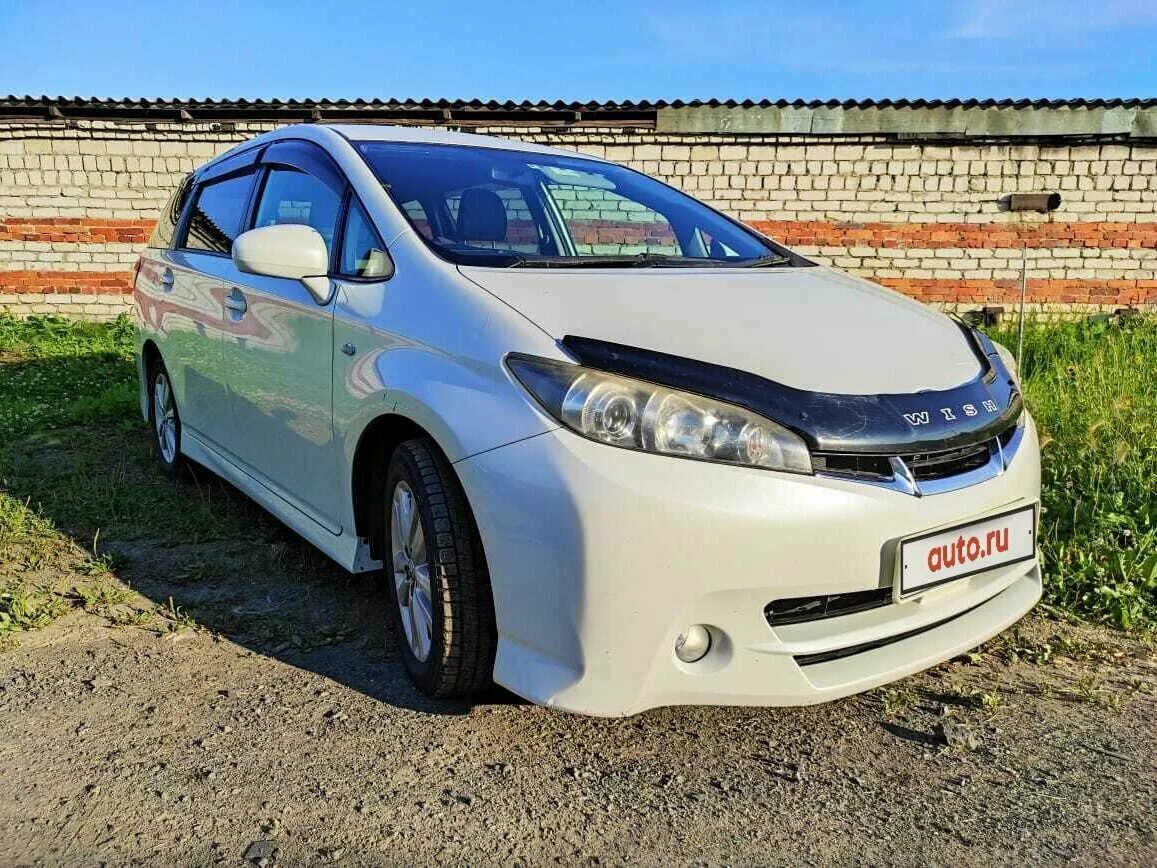 Дром купить виш. Тойота Виш 1.8. Тойота Виш 2010 белая. Toyota Wish 2010. Тойота Виш дром.