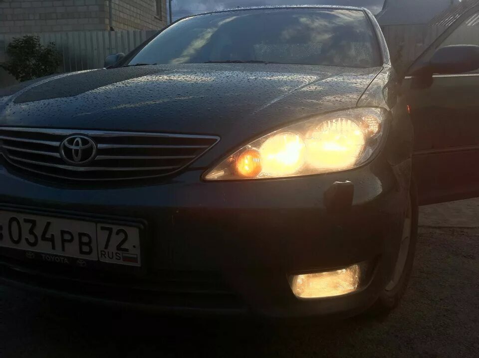 Ближний свет камри 40. Лампа ближнего света тойота камри v40. Лампочки ближнего света toyota camry acv30. Тойота камри 50 лампочка ближнего света. Резинки для заглушки провода на камри 55.