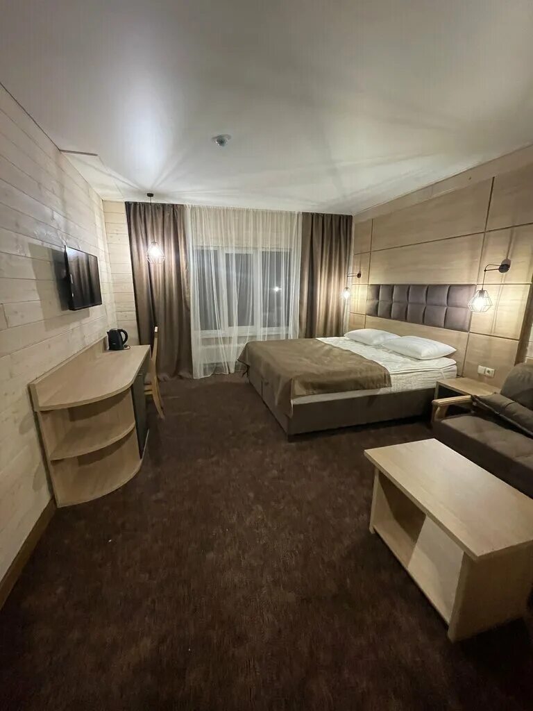 Горная лаванда гостевой дом в адыгее. Лавандовые поля в крыму. Лаванда архыз. Лаванда архыз. Дом сапожникова в гороховце.