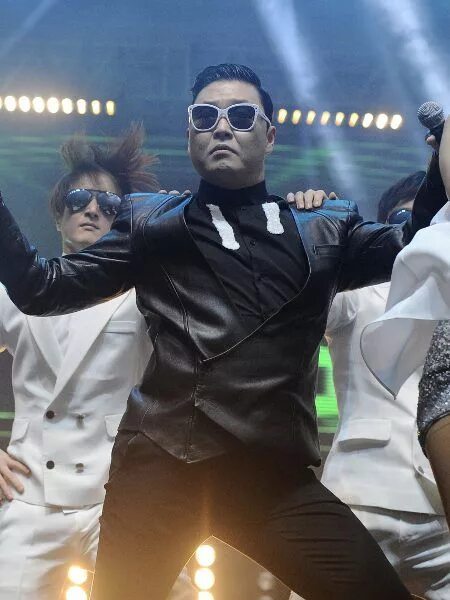 Psy speed up. Опаганамста. псай gentleman. psy кпоп 2025. опа гангам стайл в лифте.