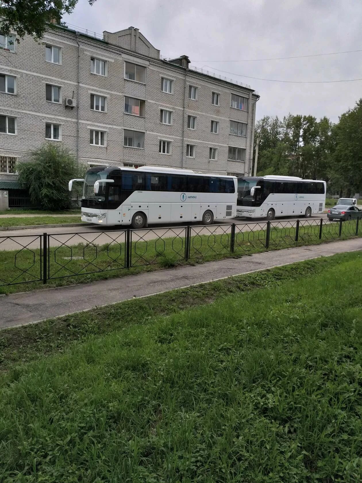 Город свободный 12. Пушкин в крыму картина айвазовского и репина. Свободный участок. Репина, 1/2, екатеринбург,. Репина 14 свободный.