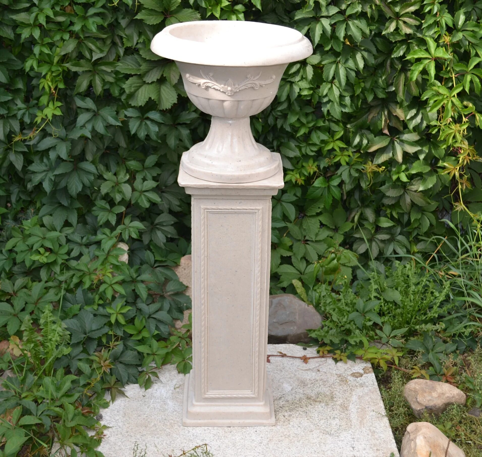 п пьедестал. постамент trade decor. п пьедестал. подиум. уличный постамент.