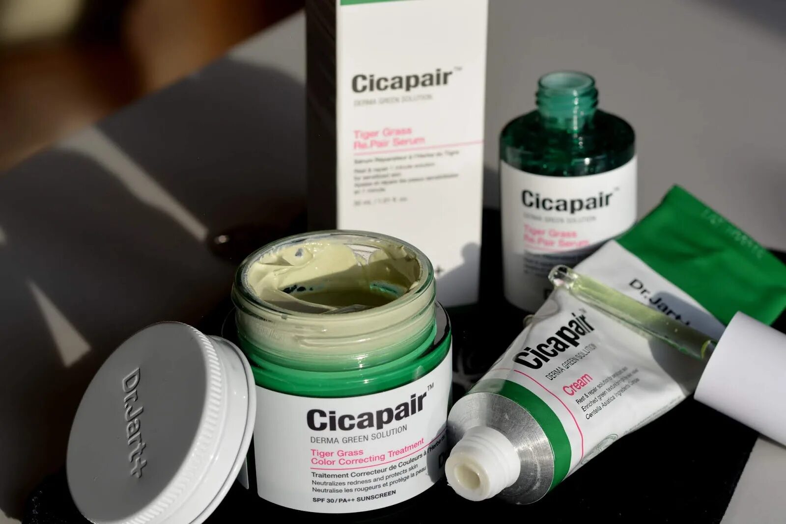 Tiger grass color. Cicapair tiger grass color correcting treatment. cicapair tiger grass. cicapair derma green solution. dr jart cicapair tiger grass color correcting treatment.