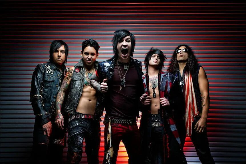 Escape the heat. Группа Escape the Fate. Escape the Fate ungrateful. Escape the Fate фото группы. Escape the Fate 2017.