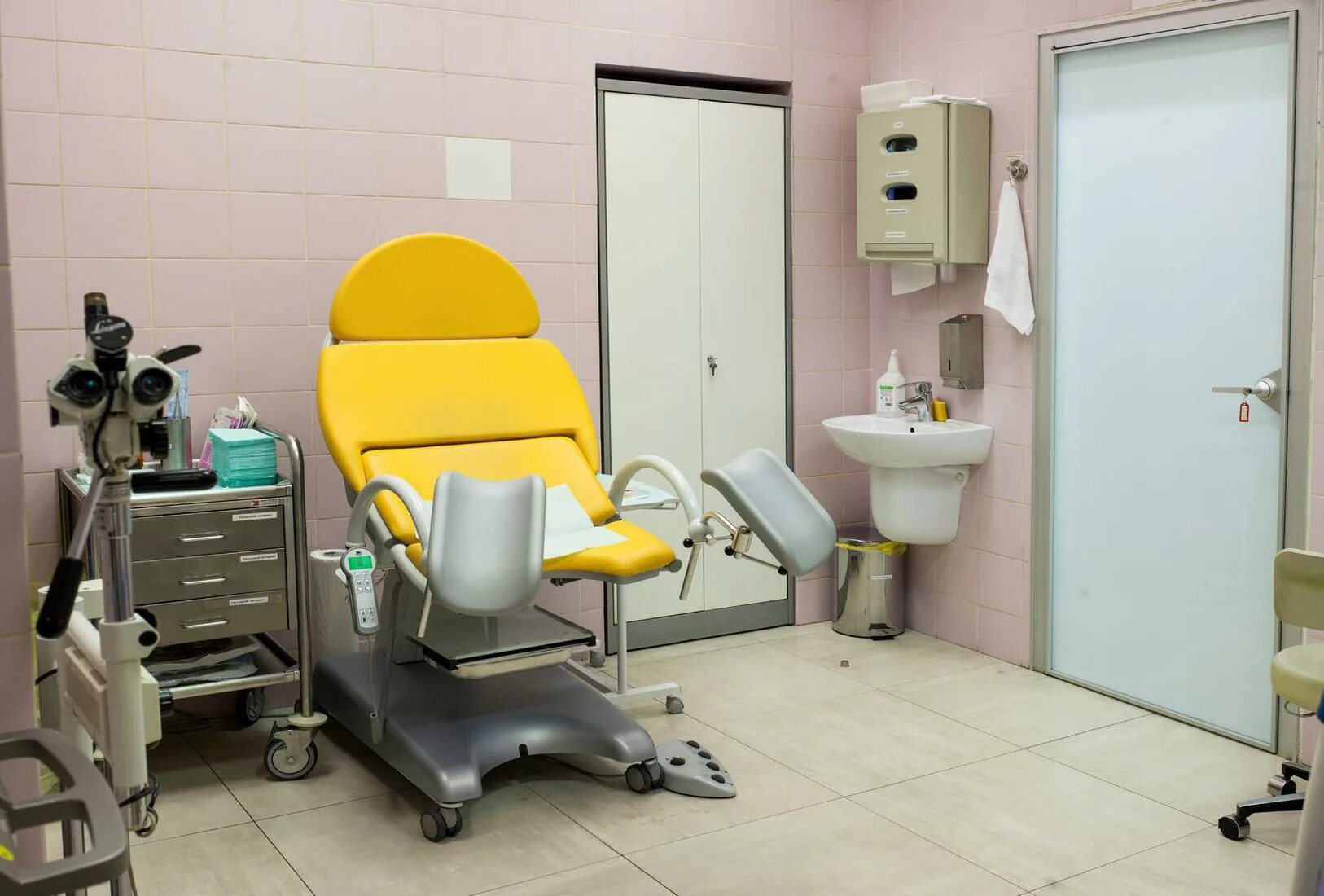 Медицинский центр medswiss. Медсвисс бескудниковский. Физиотерапия medswiss. Медсвисс жуковка. Московский проспект 119 санкт-петербург.