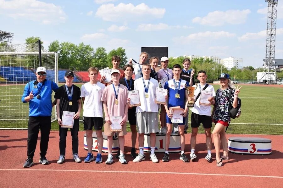 Спартакиада в тюмени 2025. Спартакиада. молодые спортсмены. легкая атлетика школьники. спартакиада школьников.