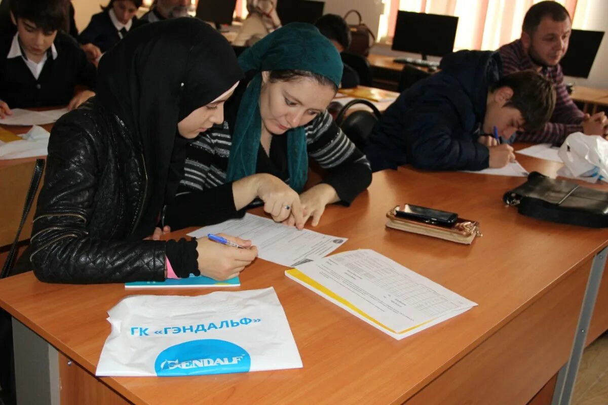 Брс ггнту. Ггнту чеченская республика. ггнту грозный. колледж в грозном программист.