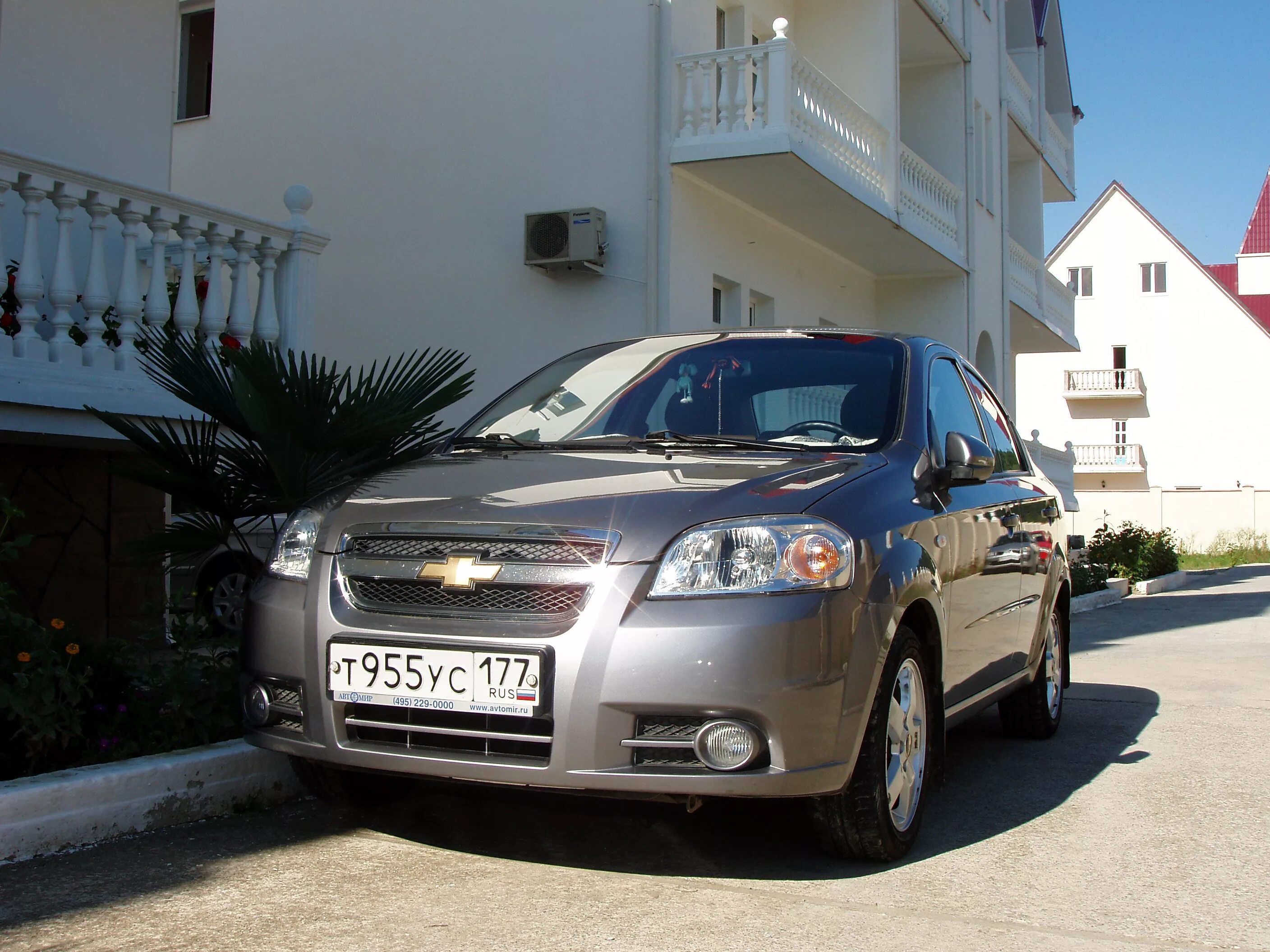 Купить шевроле ставрополь. Aveo sedan 1g. Шевроле Авео 2007 мокрый асфальт. Авео т250 мокрый асфальт. Шевроле Авео 2013 мокрый асфальт.