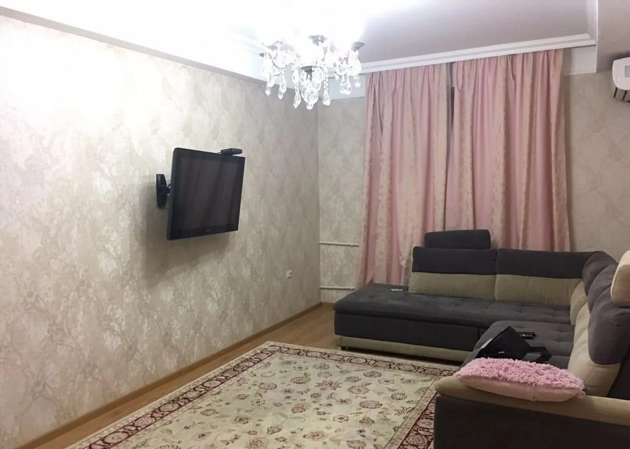 Краснодар сниму квартиру студенты. 2х. комнатная. квартира. на. улице. тургенева. 2х комнатная квартира в краснодаре. краснодар квартиры на долгий срок. недвижимость в краснодаре 2 комнатную квартиру.