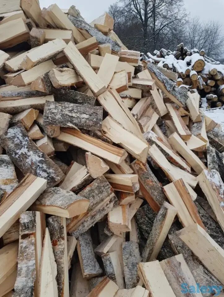 Колотые дрова с доставкой тюмень. Дрова. дрова колотые. дрова берёзовые колотые. дров.