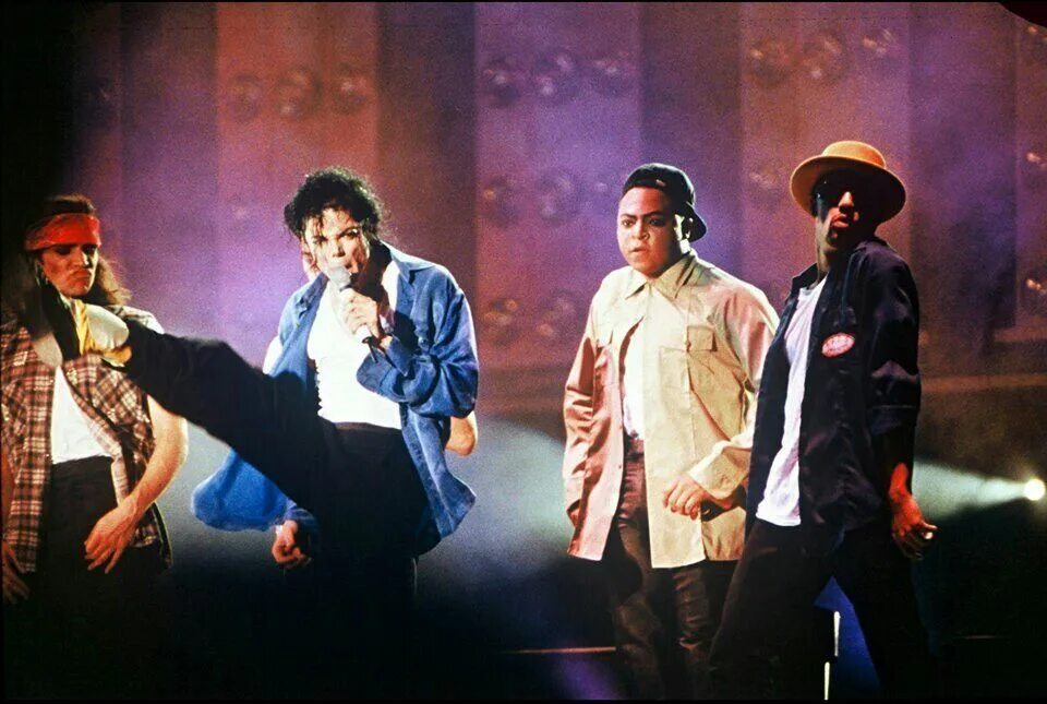 You make me feel michael jackson. Michael jackson and lavelle smith. michael jackson 1992. michael jackson 1992 concert.