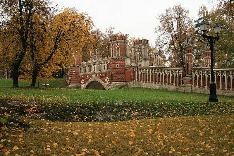 Вк царицыно. Парк Царицыно. Царицынский парк. Село парк Царицыно в Москве. Лес в усадьбе Царицыно.