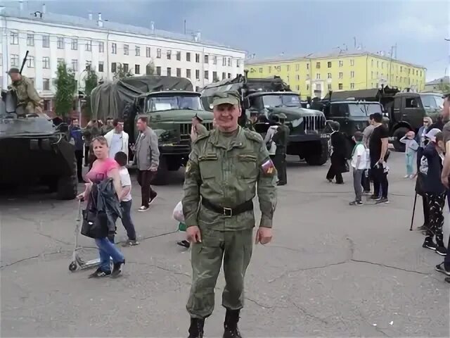 Ансамбль казаки вятки. Батальон вятка киров. Кировские казаки. Казаки кирова. Роман казаков солдат сейчас.