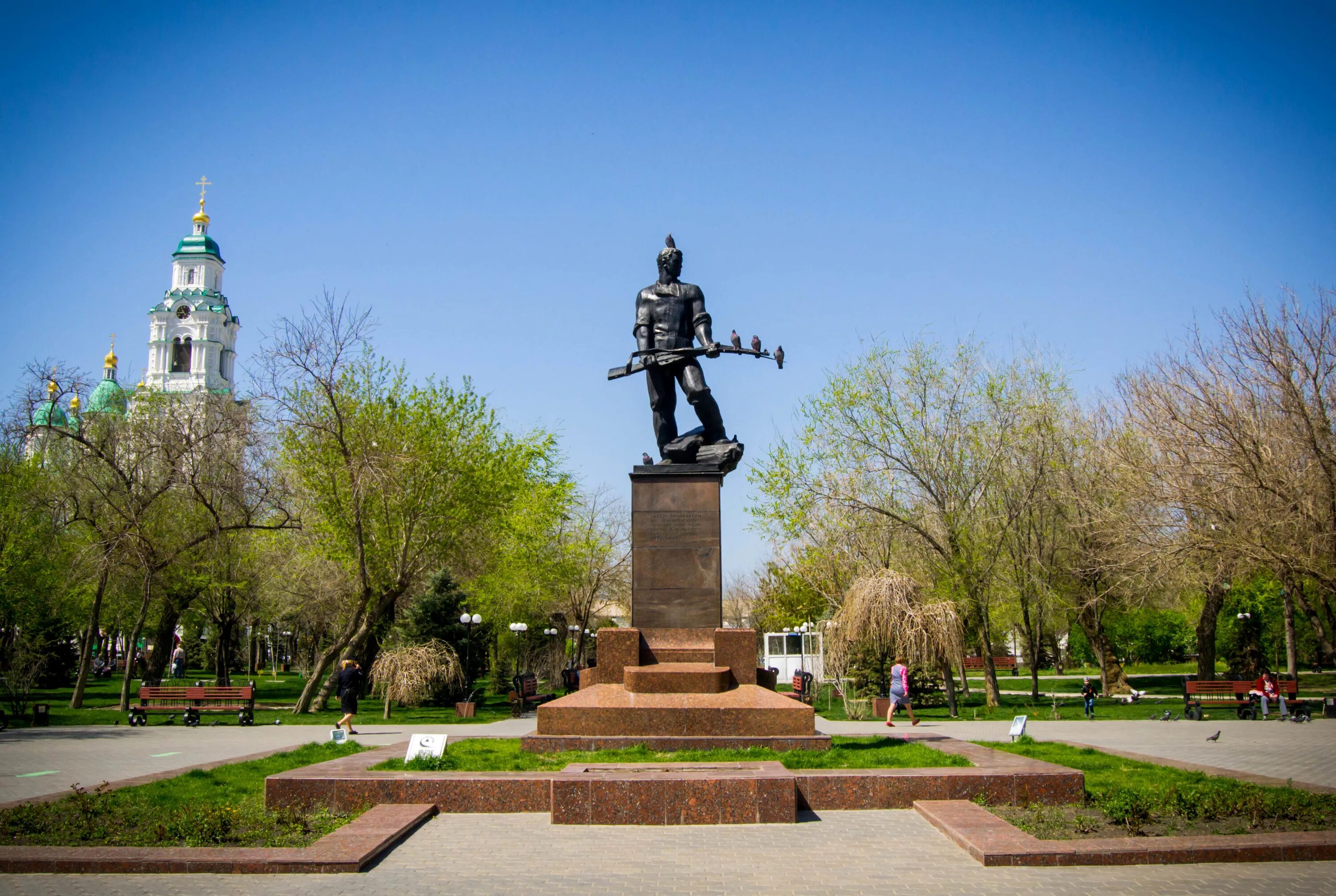 парк братский сад астрахань. астраханские сады. сайты садов астрахани. приволжские сады по губернии. сайты садов астрахани.