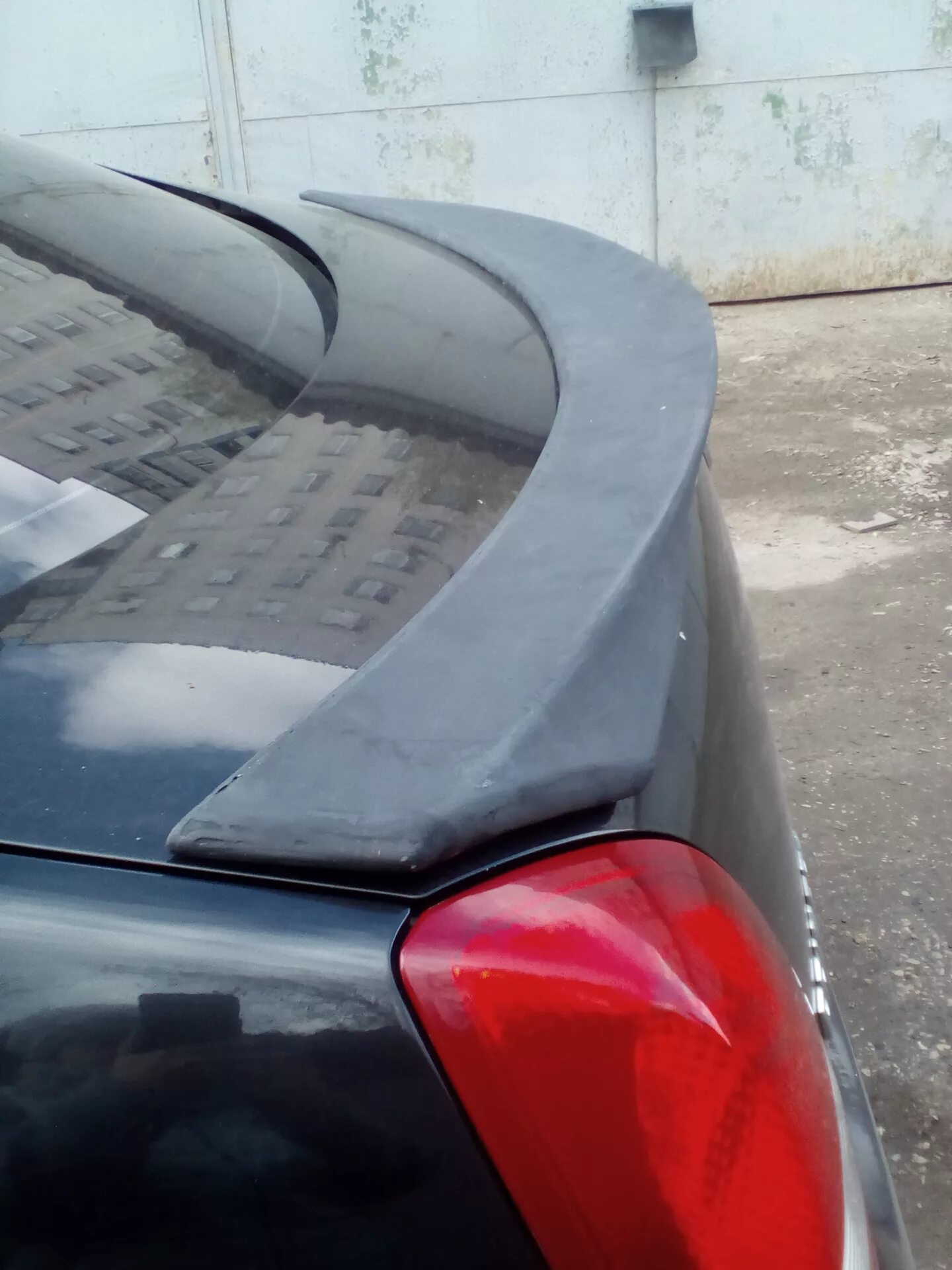 Спойлер на ниссан кашкай. Nissan primera p12 спойлер. primera p12 универсал спойлер. антикрыло primera p12. спойлер ниссан кашкай j10.