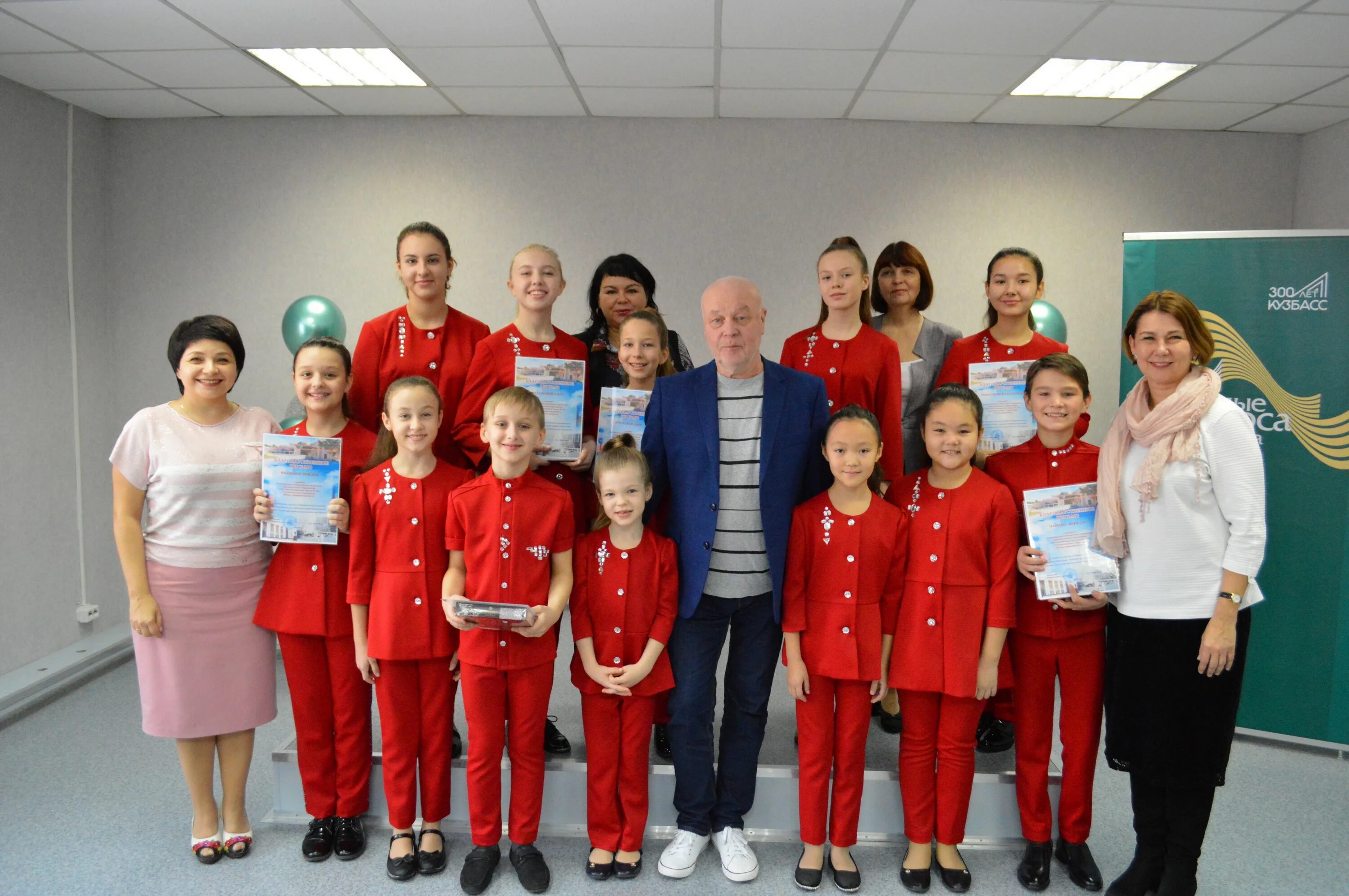 Прокуратура беловского района кемеровской области. Налоговая здание. Работа в белово свежие вакансии. Ккзбасс радио остановка белово. Вакансии белово сегодня.