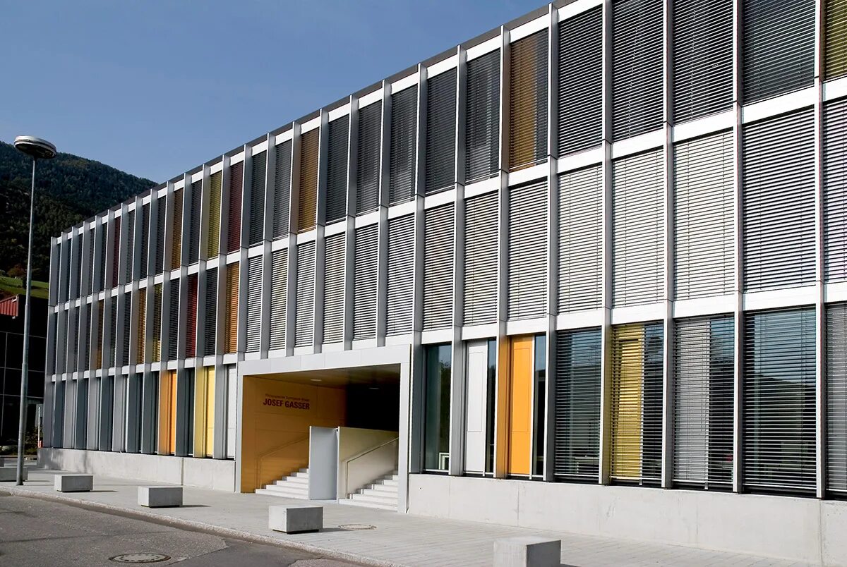 вертикальные ламели schuco. фасадные ламели alumclick. Alulam ламели. солнцезащитные ламели алютех. фасадные ламели alumwood.