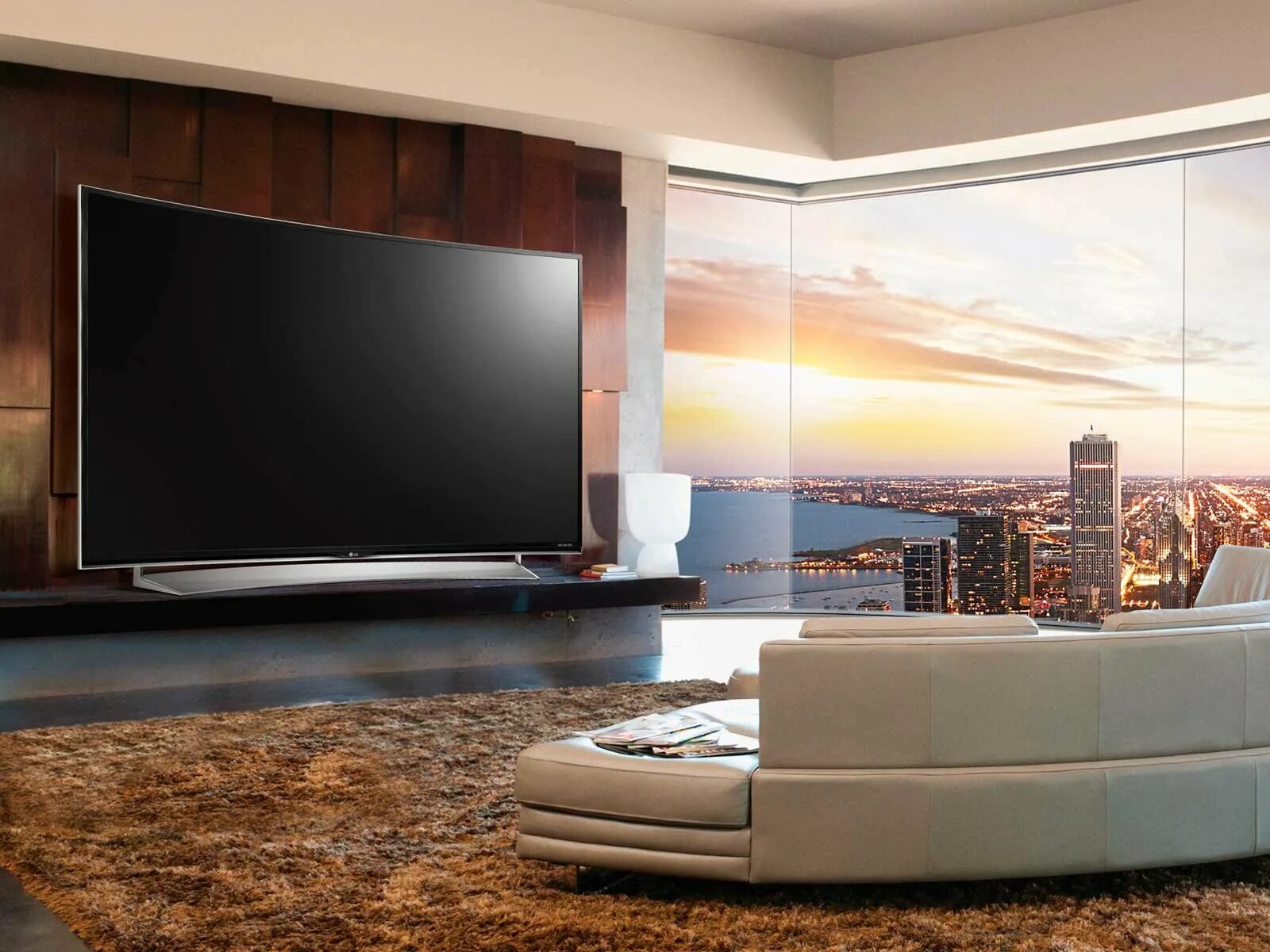 65 телевизор какой купить в 2024. Большой телевизор. Изогнутый телевизор. Гигантский телевизор. Красивый телевизор.