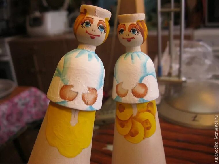 Плоские фигурки из дерева. Деревянные болванки для кукол. Фигурка из дерева девочка. Как раскрасить деревянную заготовку. Деревянная заготовка.