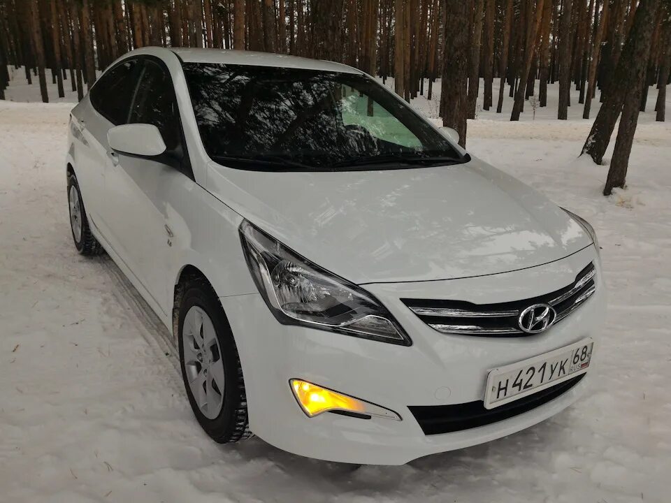 Купить хендай в ярославле. Hyundai Solaris 2016 super Series. Hyundai Solaris 2 super Series Winter. Хендай Солярис суперсерия 2016. Hyundai Solaris 2007-2008 гос номером.