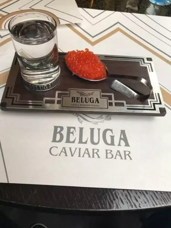 В ресторане Food Embassy открыли веранду в стиле тосканского лимонного сада - Ре